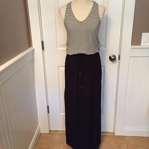 DREW DRESS MAXI LONG BLACK WHITE SLEEVELESS Size S